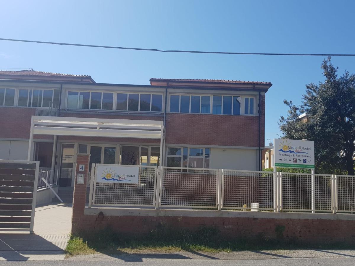 Eliopoli Beach Hostel & Restaurant Tirrenia Exterior photo